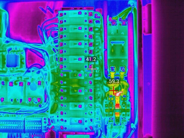 usare una termocamera per scoprire una perdita d'acqua